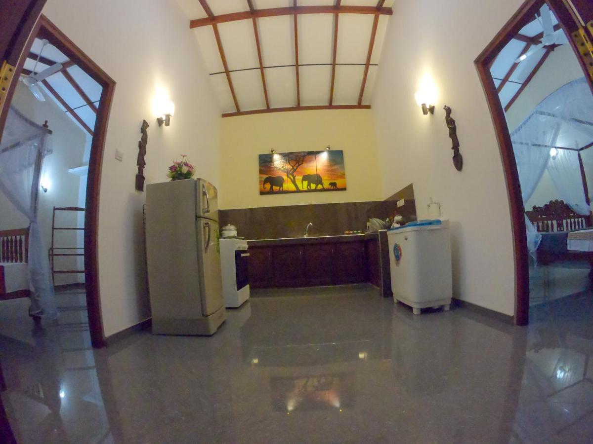 Villa Girilena Hikkaduwa Exterior foto