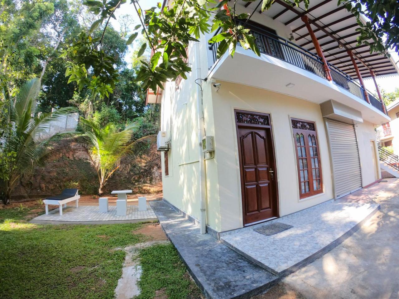 Villa Girilena Hikkaduwa Exterior foto