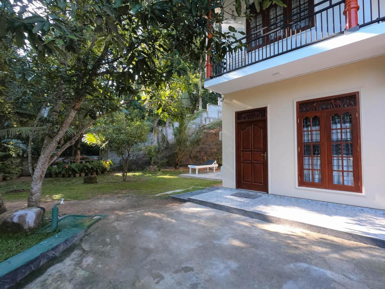 Villa Girilena Hikkaduwa Exterior foto